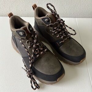 Forsake Wild Sky Mid Women Size 7.5 Waterproof Ankle Boots Hiking Alaska Cruise